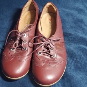 Blondo Leather maroon shoes 9m